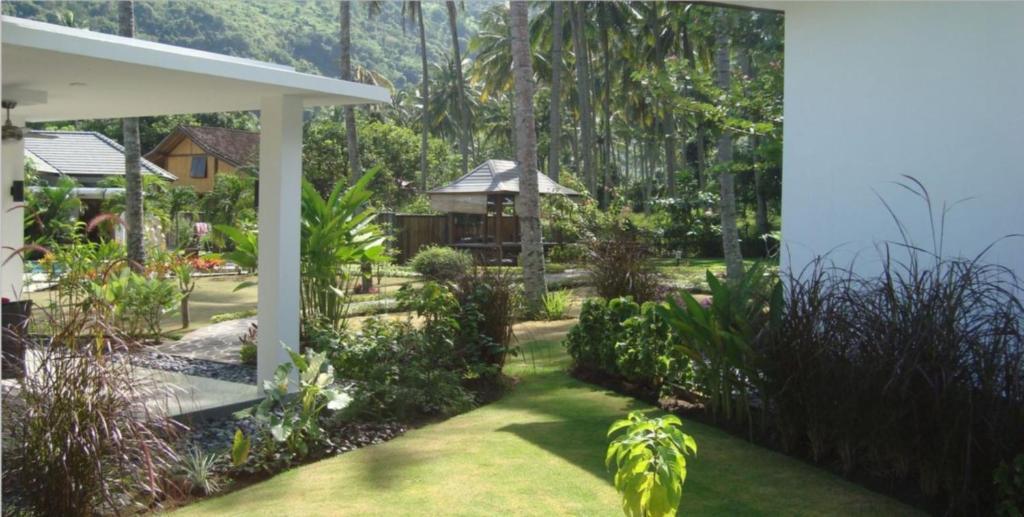 Dream Estate Resort Senggigi Exteriér fotografie